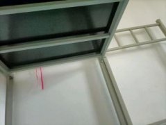 八成新上上下铺铁床
